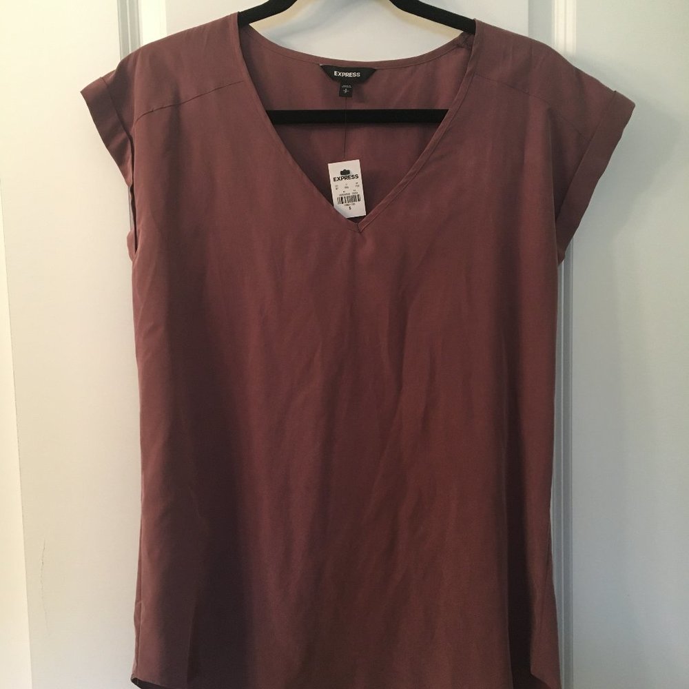 Brand New Express Top - Chalky-Type Color/Finish